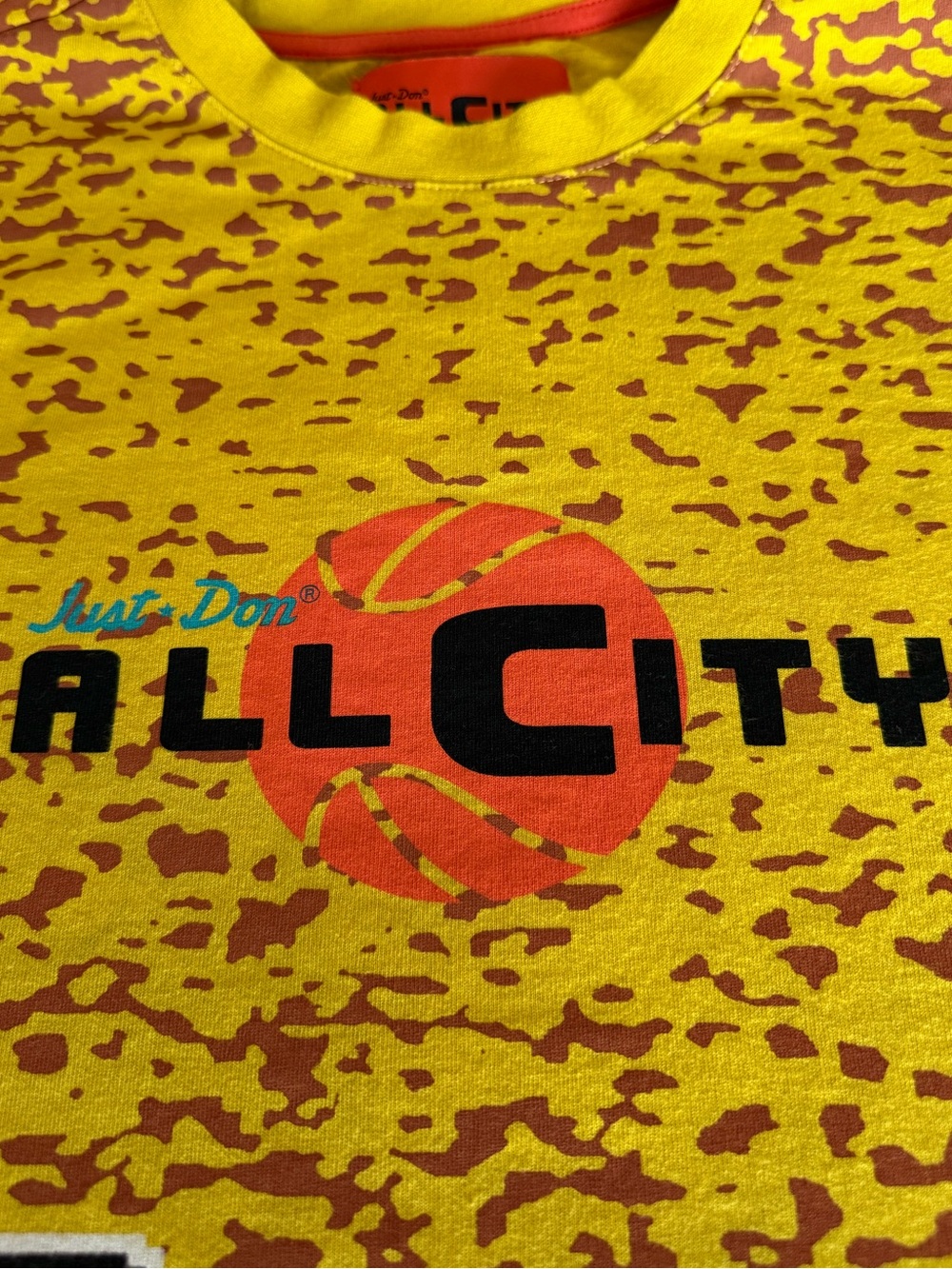 Just Don All City Yellow Short-Sleeve graphic T shirt like new - Picture 3 of 5